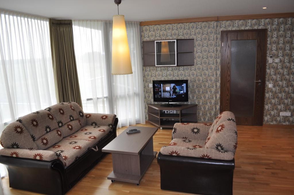 Elija Apartments Паланга Экстерьер фото